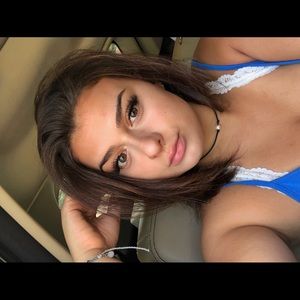 Meet your Posher, Bella